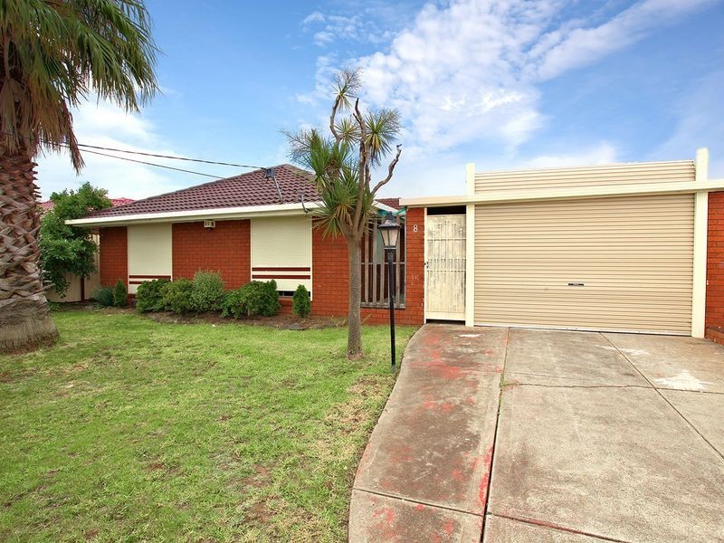8 Cheleon Way, Kings Park VIC 3021