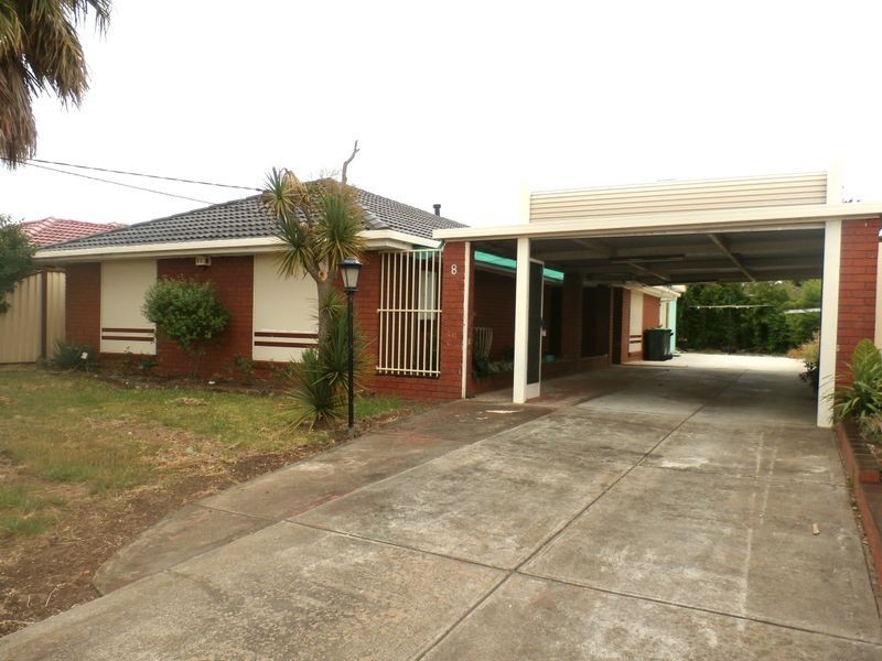 8 Cheleon Way, Kings Park VIC 3021