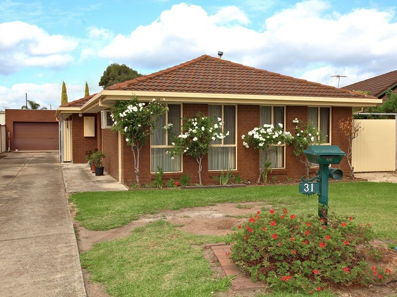 31 Carbine Way, Keilor Downs VIC 3038