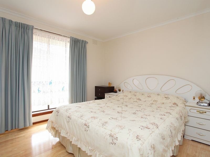 31 Carbine Way, Keilor Downs VIC 3038