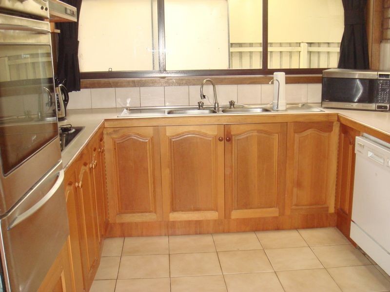 19 Lancelot Court, Kings Park VIC 3021