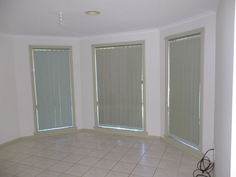 29 Dandarriga Way, Delahey VIC 3037