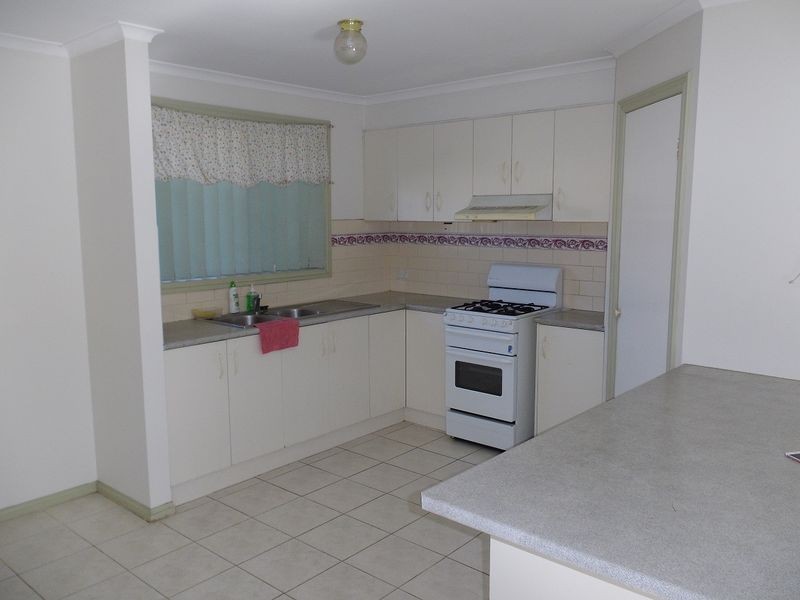 29 Dandarriga Way, Delahey VIC 3037