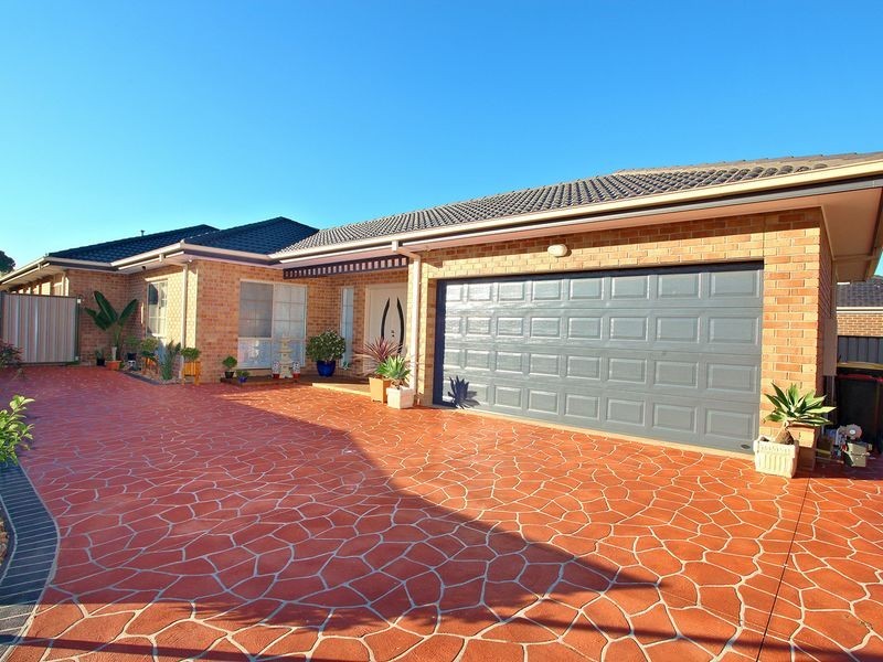 7 Hughes Place, Burnside Heights VIC 3023