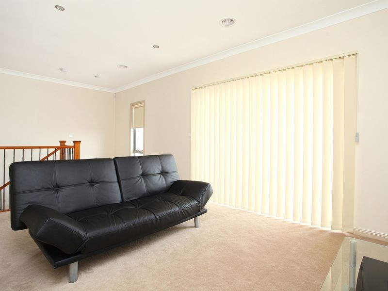 50 Cunningham Chase, Burnside Heights VIC 3023