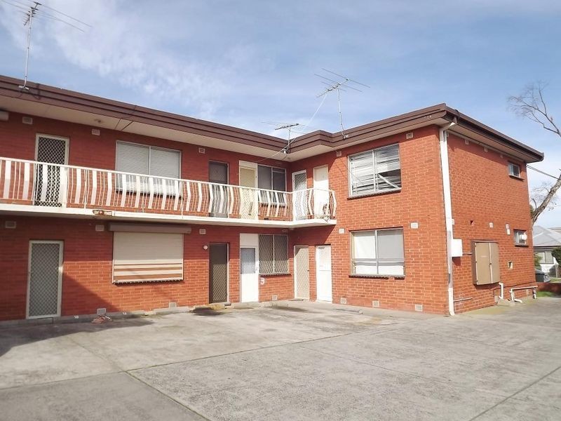 3/12-14 Cranbourn Avenue, Sunshine North VIC 3020