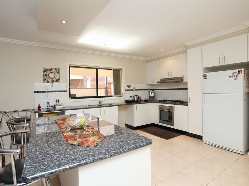 31 Connor Drive, Burnside Heights VIC 3023