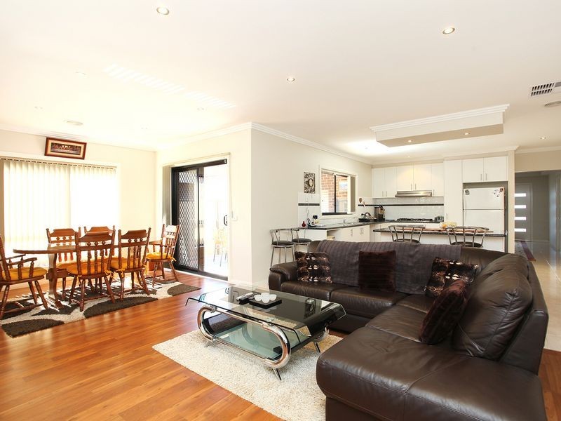 31 Connor Drive, Burnside Heights VIC 3023