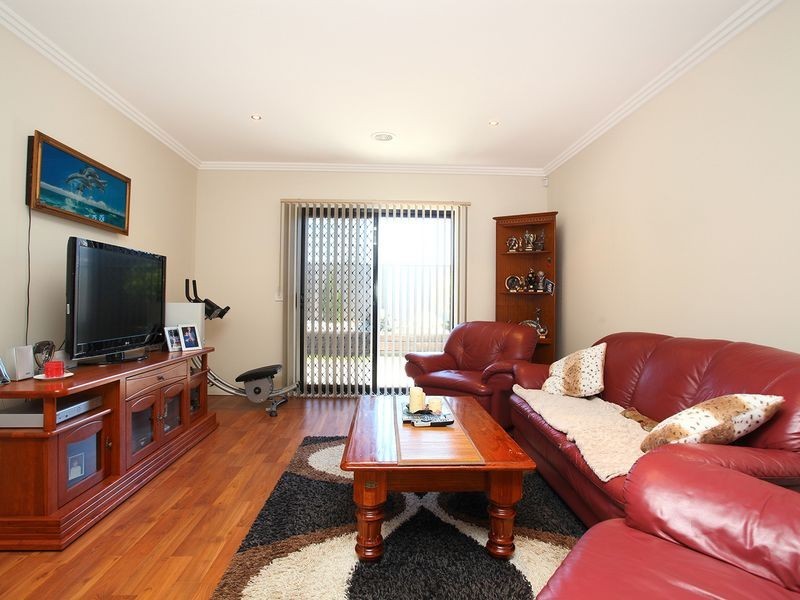 31 Connor Drive, Burnside Heights VIC 3023