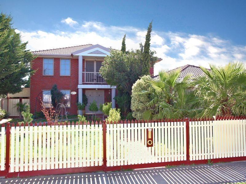 56 Bellbird Avenue, Taylors Lakes VIC 3038