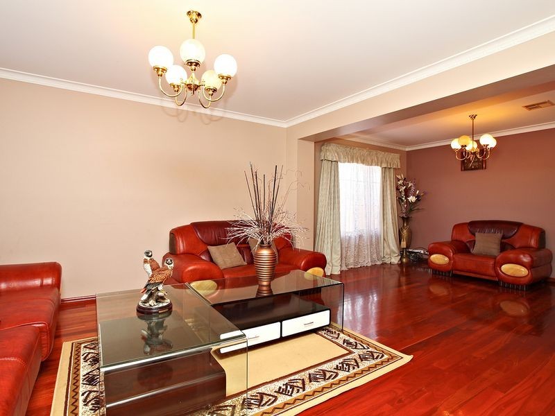 56 Bellbird Avenue, Taylors Lakes VIC 3038