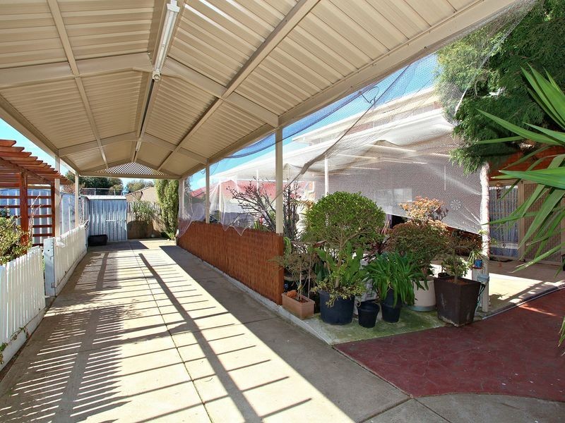 56 Bellbird Avenue, Taylors Lakes VIC 3038