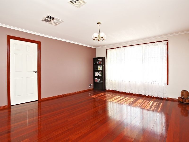 56 Bellbird Avenue, Taylors Lakes VIC 3038