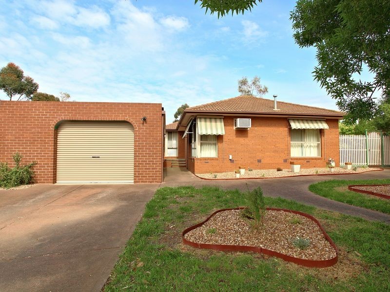 15 Durban Court, Keilor Downs VIC 3038