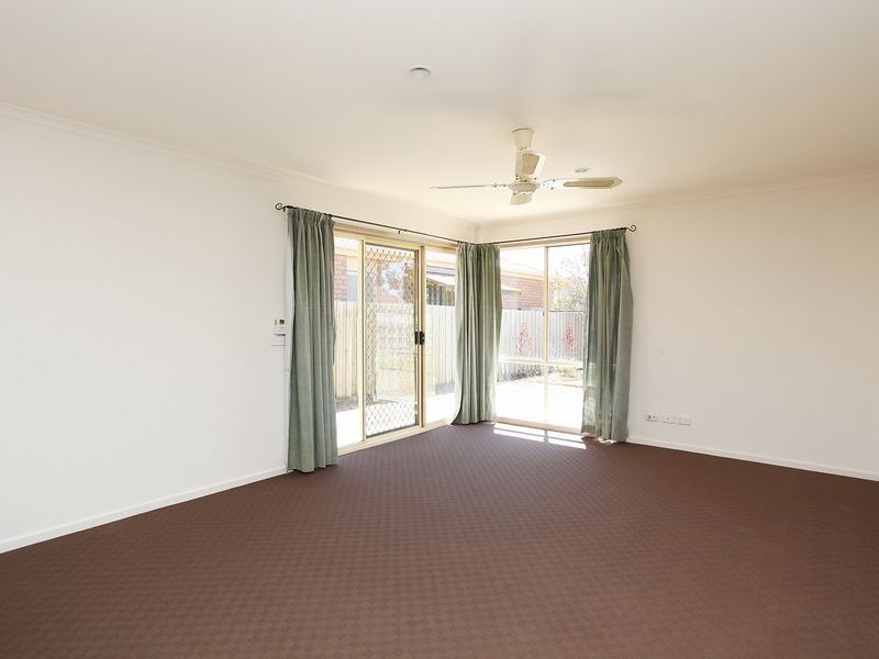 5 Toombak Walk, Sydenham VIC 3037