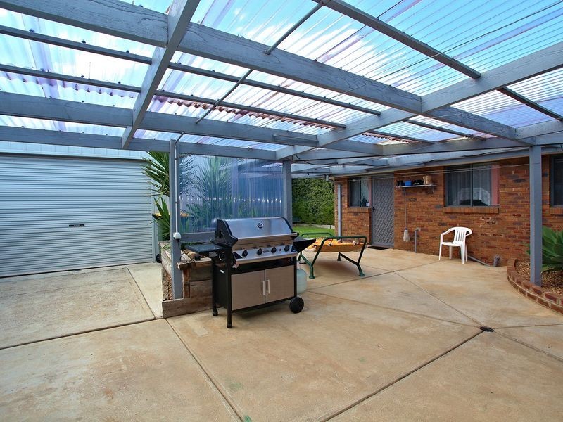 6 Goldsmith Avenue, Delahey VIC 3037