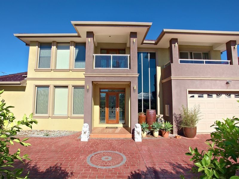 13 Marsh Mays Road, Deer Park VIC 3023