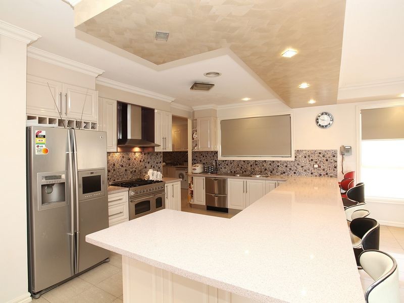 13 Marsh Mays Road, Deer Park VIC 3023