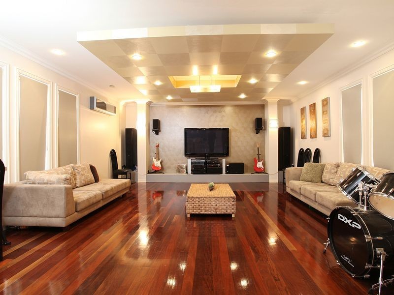 13 Marsh Mays Road, Deer Park VIC 3023