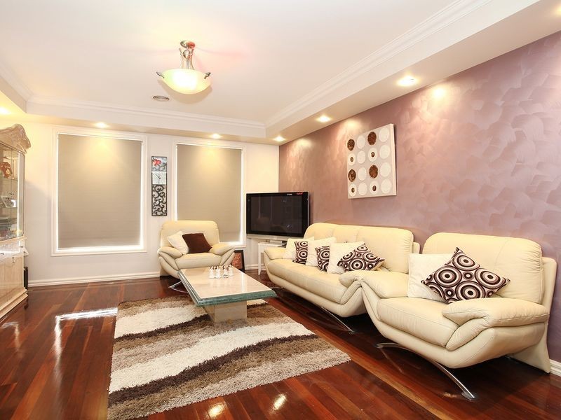 13 Marsh Mays Road, Deer Park VIC 3023