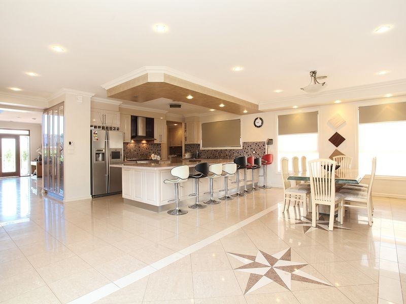 13 Marsh Mays Road, Deer Park VIC 3023