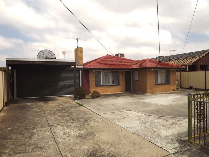 9 Moffat Street, St Albans VIC 3021 the real estate agency Withdrawn