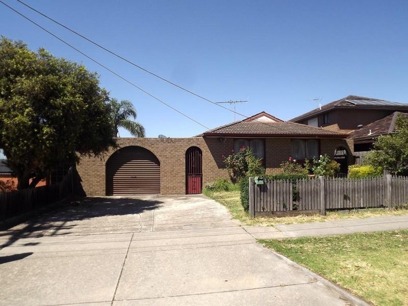 23 Taylors Road, St Albans VIC 3021