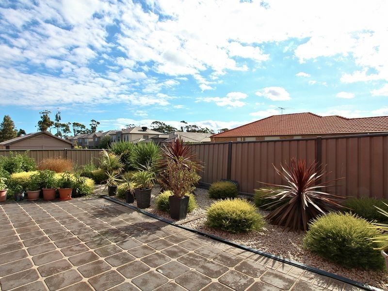 28 Woodburn Avneue, Deer Park VIC 3023