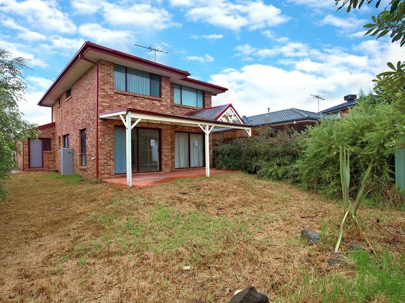 11 Berthon Crescent, Hillside VIC 3037