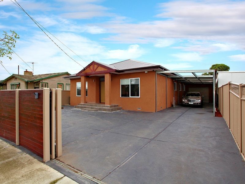 13 Lawn Crescent, Braybrook VIC 3019