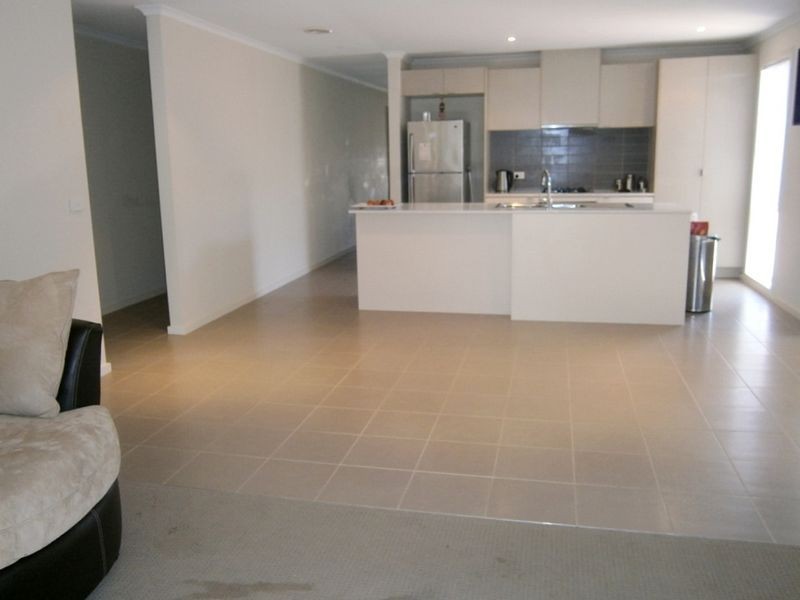 140 Dalray Crescent, Kurunjang VIC 3337