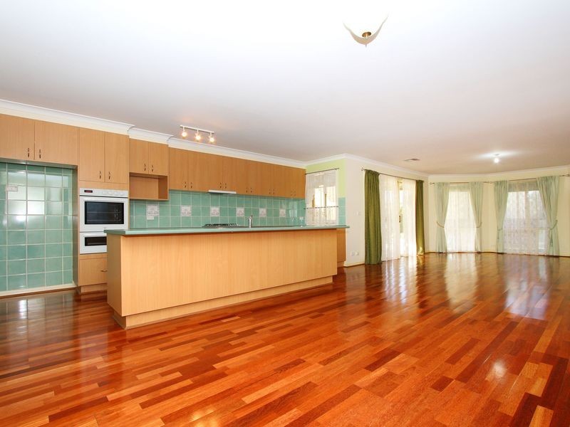 56 Domain Way, Taylors Hill VIC 3037