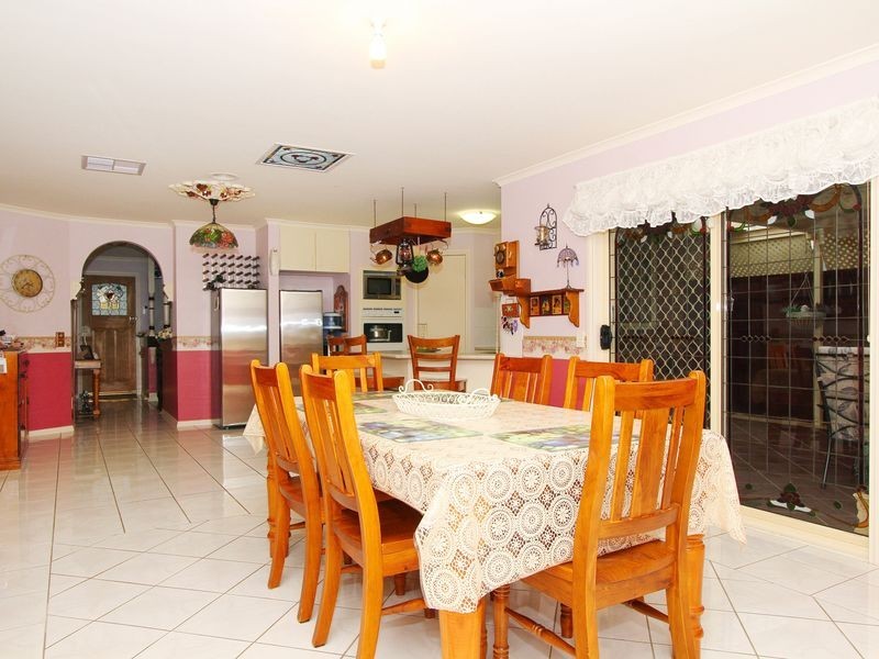 14 Marlock Way, Delahey VIC 3037