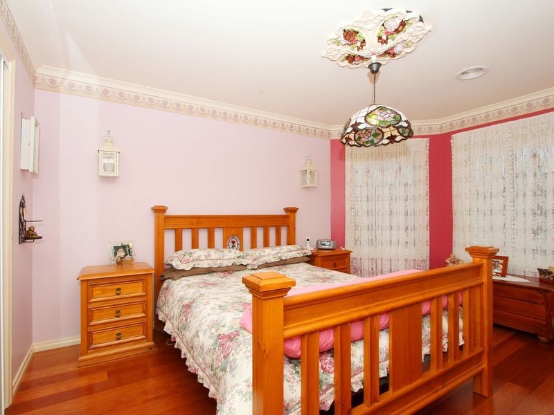 14 Marlock Way, Delahey VIC 3037