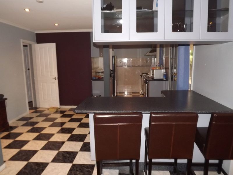 32 Gillespie Road, St Albans VIC 3021