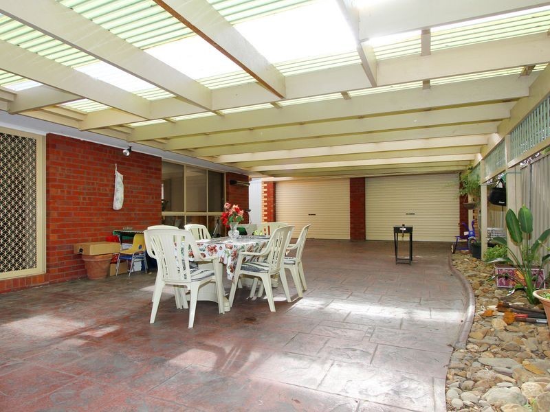 7 Kingsley Place, Delahey VIC 3037