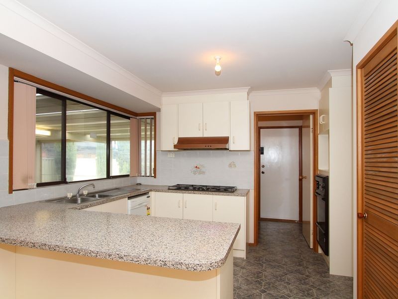 19 Dulcify Court, Keilor Downs VIC 3038