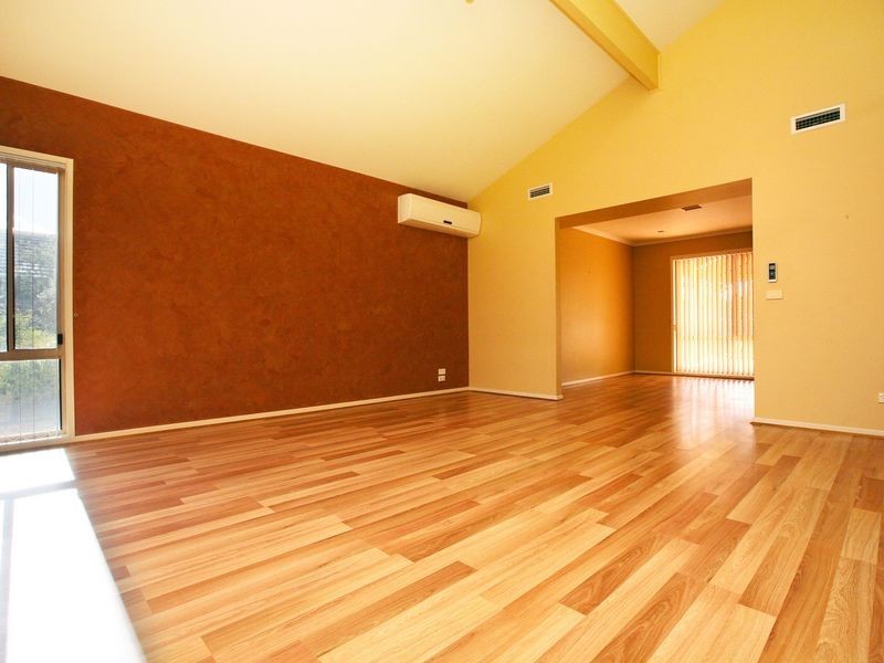 52 Maplewood Close, Brookfield VIC 3338