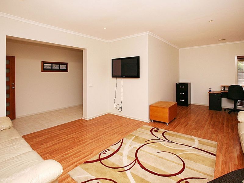 29 Durack Circuit, Taylors Hill VIC 3037