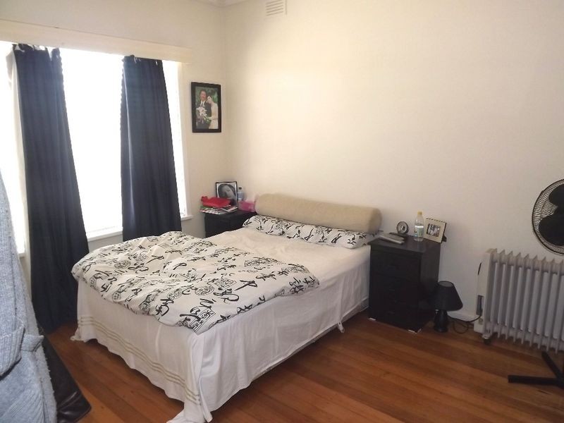 10A Lester Avenue, St Albans VIC 3021