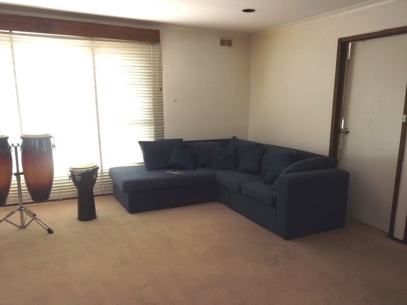 5 Innis Court, Deer Park VIC 3023