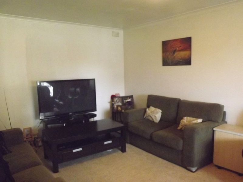 5 Innis Court, Deer Park VIC 3023