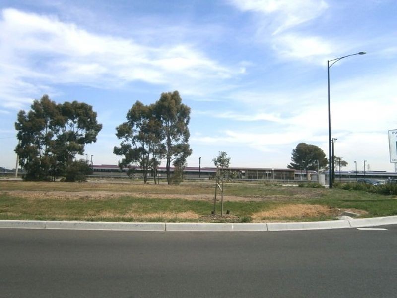 9 Neimur Avenue, Deer Park VIC 3023