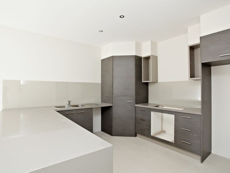 20 Seddon Pl, Caroline Springs VIC 3023