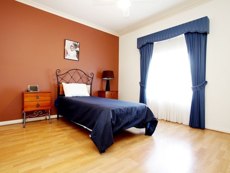 47 Wilmot Drive, Delahey VIC 3037