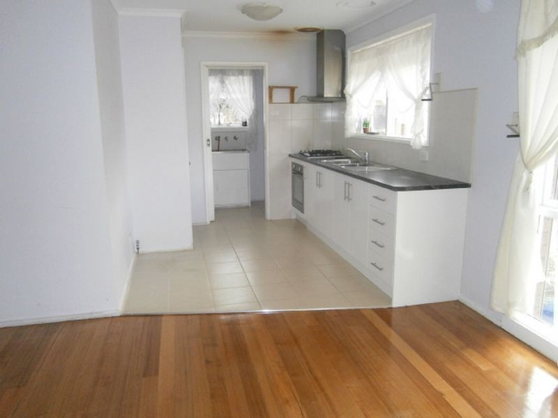 53 Harcourt Avenue, St Albans VIC 3021