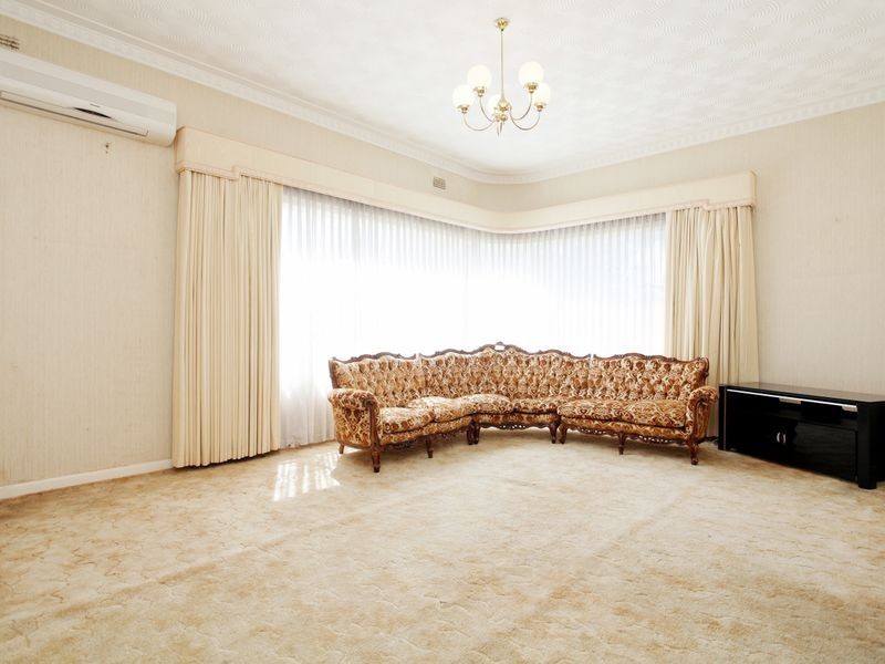 867 Ballarat Road, Deer Park VIC 3023