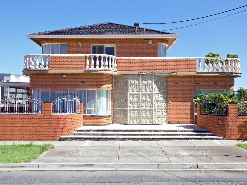 867 Ballarat Road, Deer Park VIC 3023