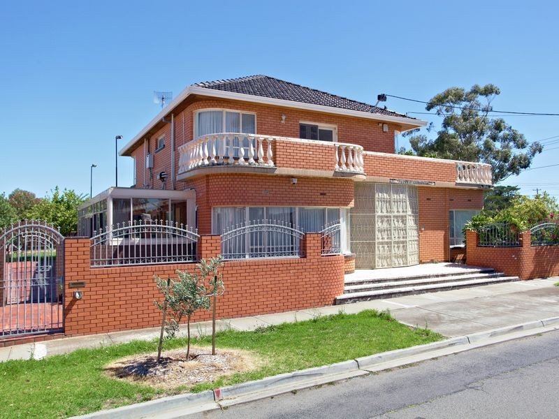 867 Ballarat Road, Deer Park VIC 3023