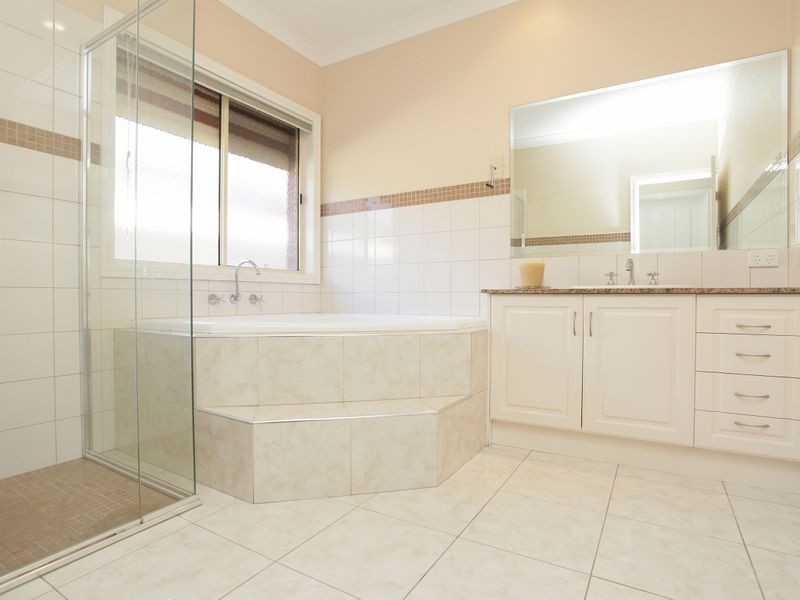 68 Cairnlea Drive, Deer Park VIC 3023